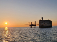 Fort Boyard coucher de soleil île Oléron